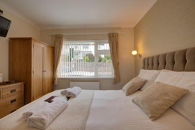 Fair Winds Guest House Brixham Esterno foto